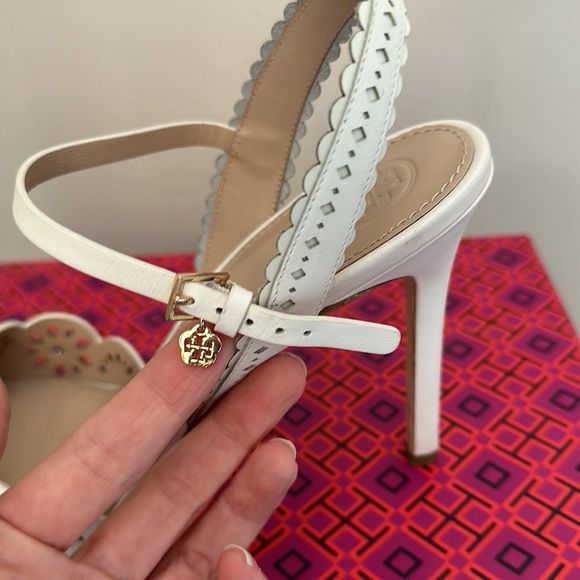 EUC Tory Burch Marguerite Perforated 105mm Slingback Heels - Ivory, Size 10 - Picture 9 of 12